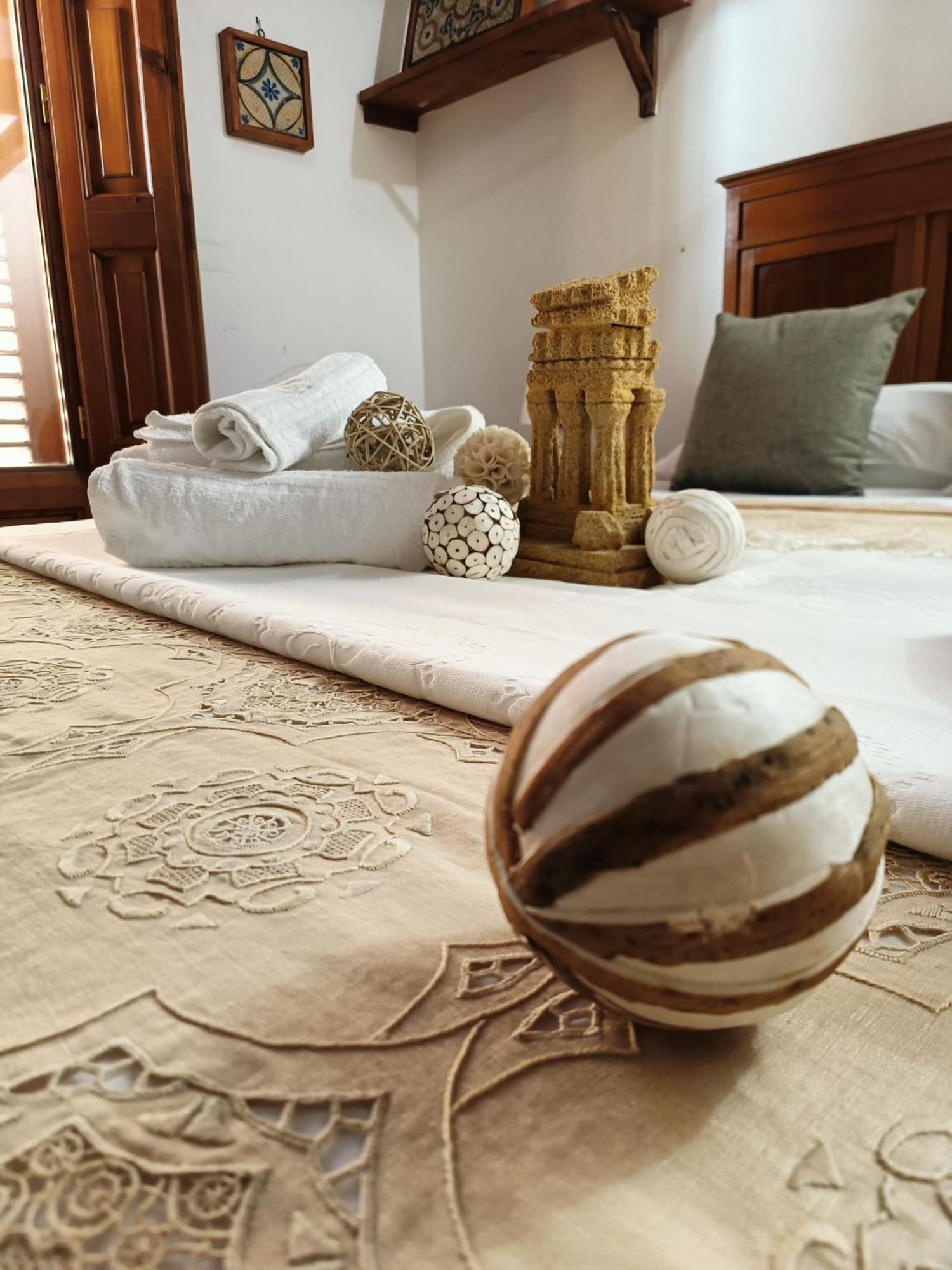Afena Rent Bedrooms Αγκριτζέντο Εξωτερικό φωτογραφία